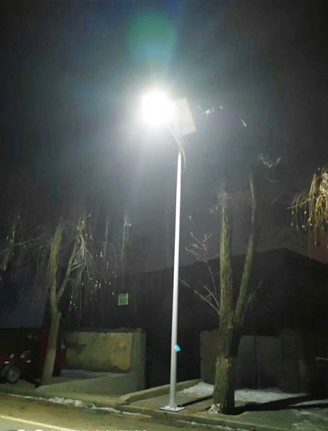 积石山县积石山太阳能路灯项目