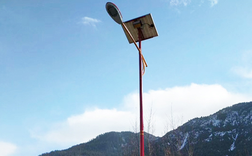 积石山如何选择高质量的太阳能路灯材料：全方位指南