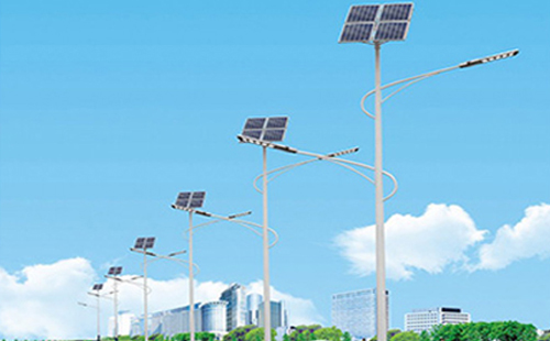 积石山北方冬季太阳能路灯的保养要点