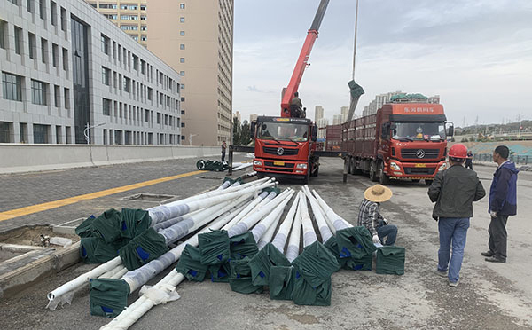 积石山农村太阳能路灯安装全解析：庭院太阳能路灯施工指南