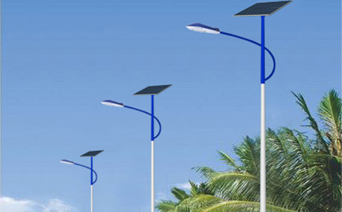 积石山太阳能路灯防触电安全指南：如何选择与维护