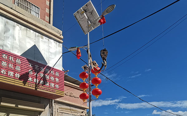 积石山智慧路灯如何实现城市节能管理