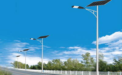 农村道路装积石山太阳能路灯选多大瓦数实测