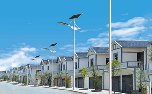 积石山太阳能路灯配置与在乡村道路照明中的应用 积石山太阳能路灯配置与在乡村道路照明中的应用